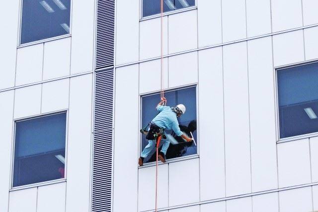 足場なしでロープを使う